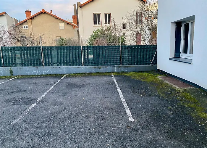 Close To Chu 公寓 *